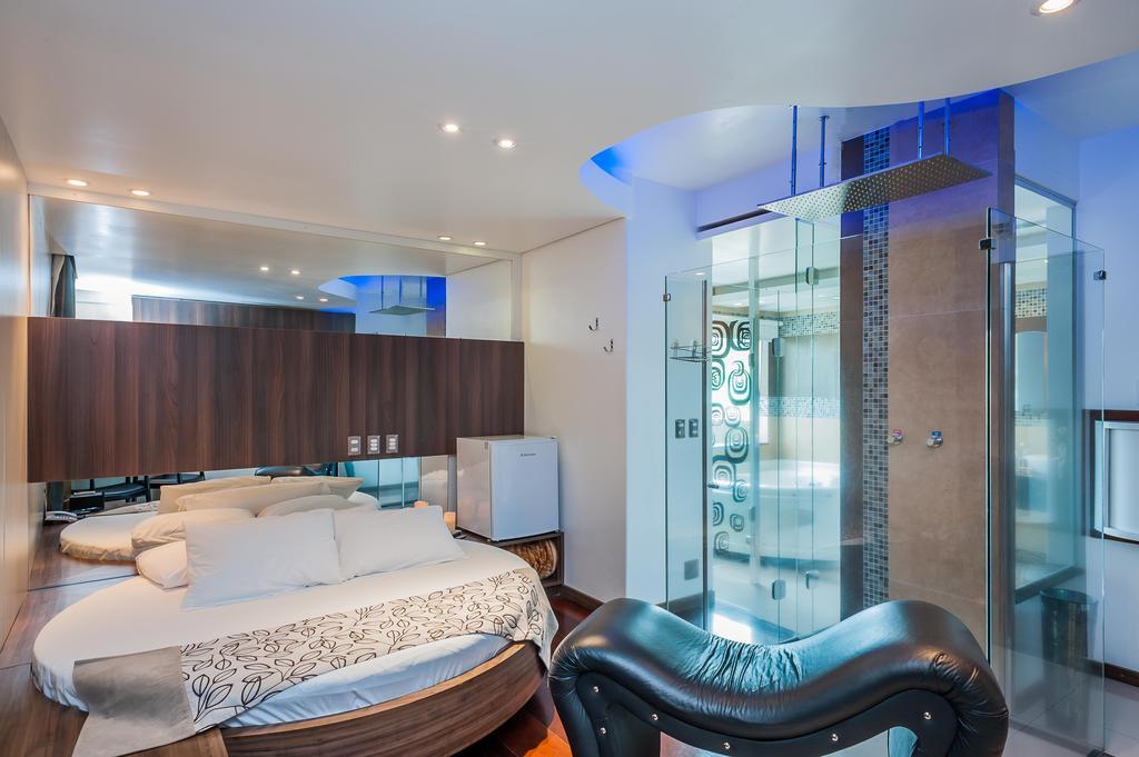 Hotel del amor Rainbow (adults Only)